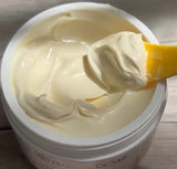 Yellow Rose Creme Revitalisante 50 ml nattktäm för torr hud och halsen.